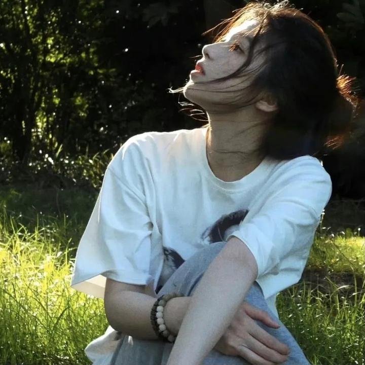 斗牛场的午后孤寂